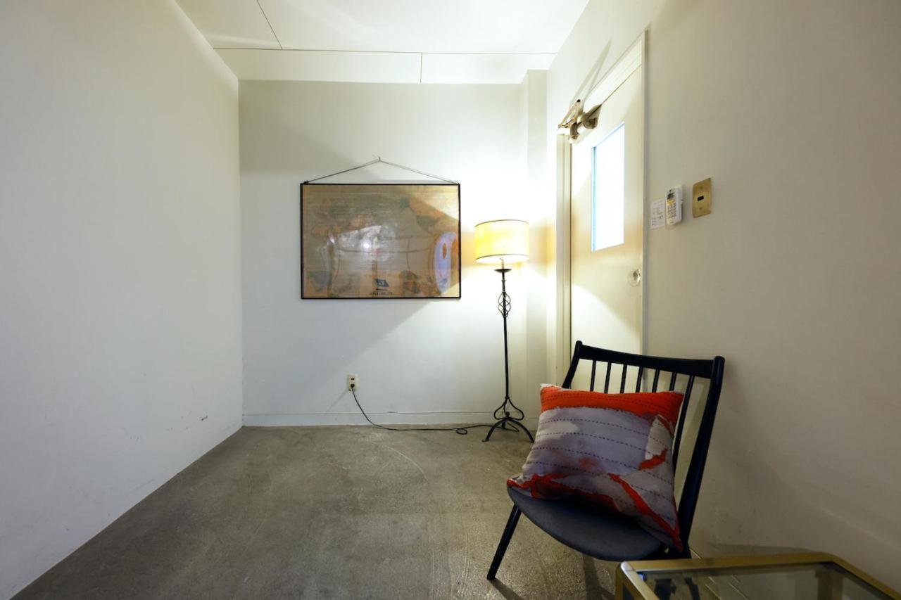 Fon-Su Bed&Breakfast Osaka Buitenkant foto