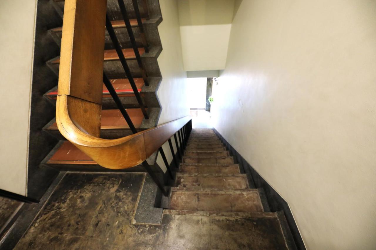 Fon-Su Bed&Breakfast Osaka Buitenkant foto